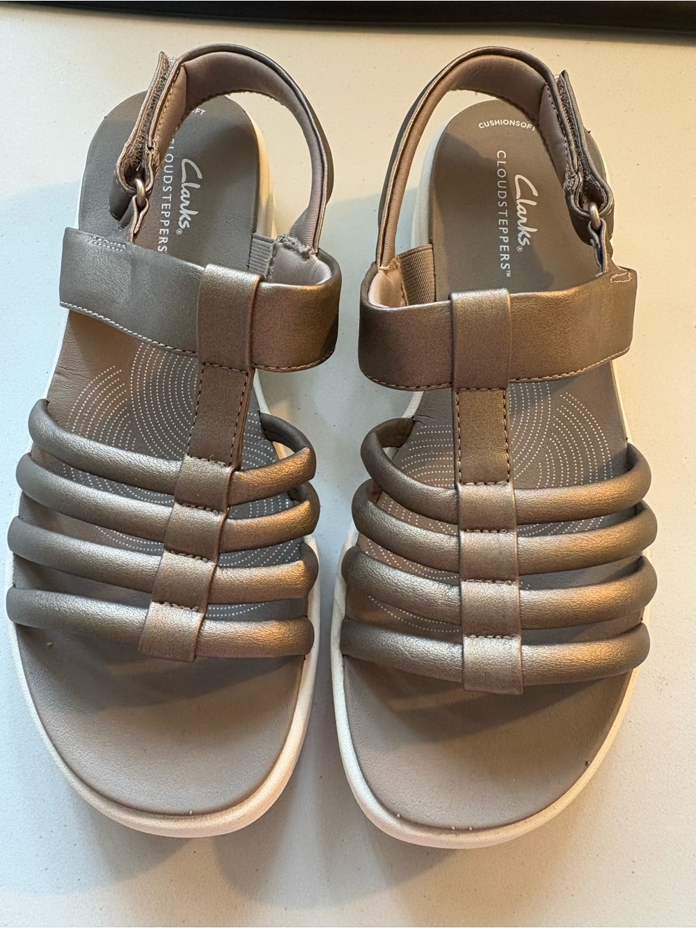 Clarks Cloudsteppers Women's Metallic Taupe Strappy Sandals